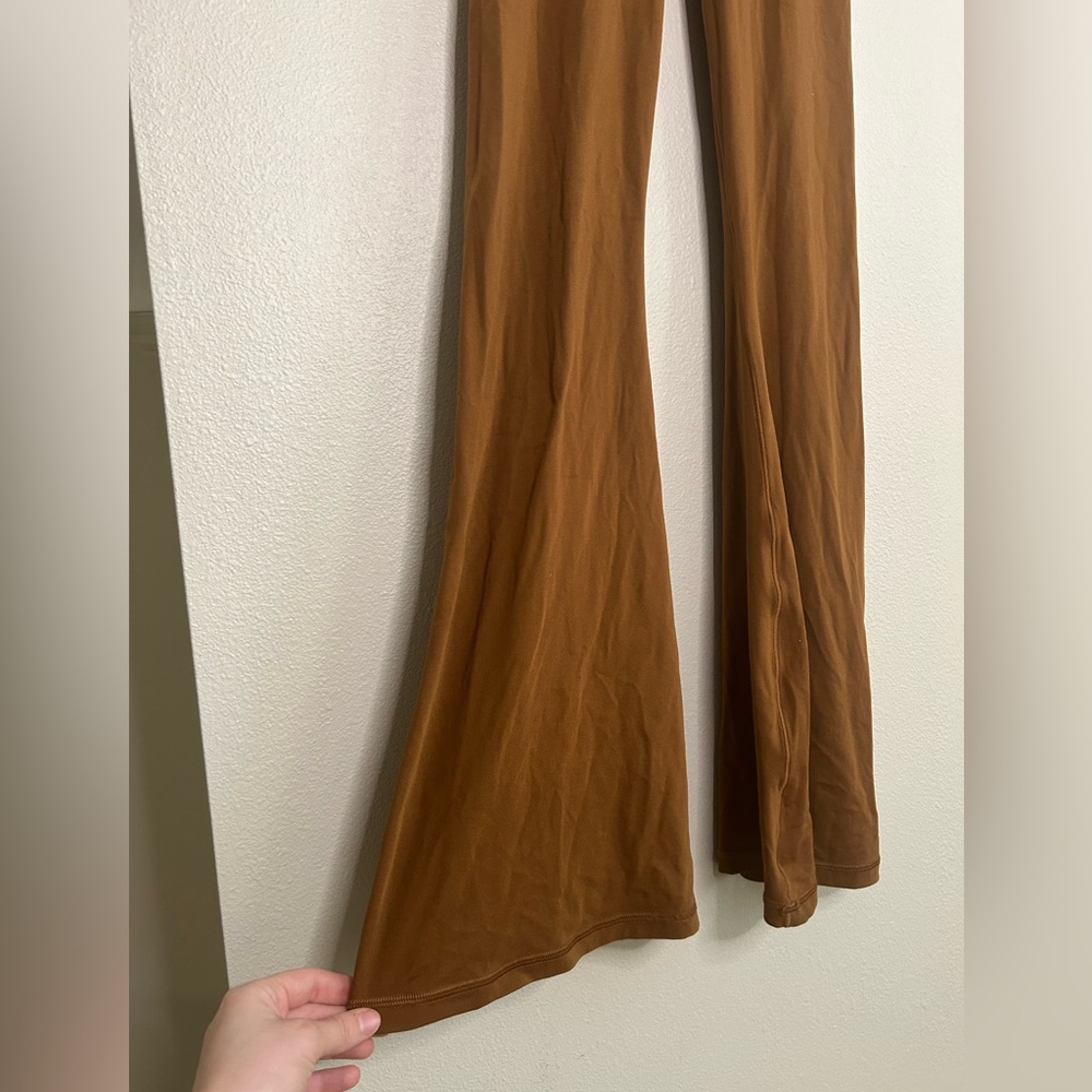 OFFLINE By Aerie Real Me High Waisted Ruched Flare Legging Brown Size S Small - Picture 5 of 9